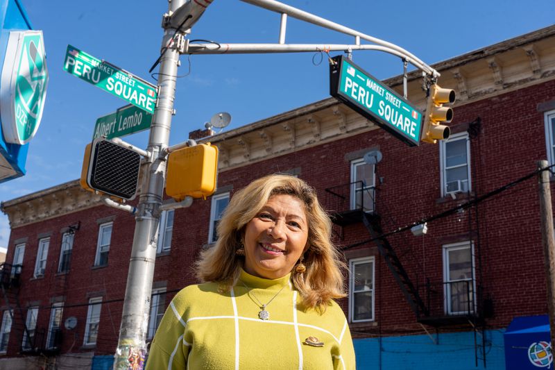 Deputy Mayor of Paterson in Peru Square