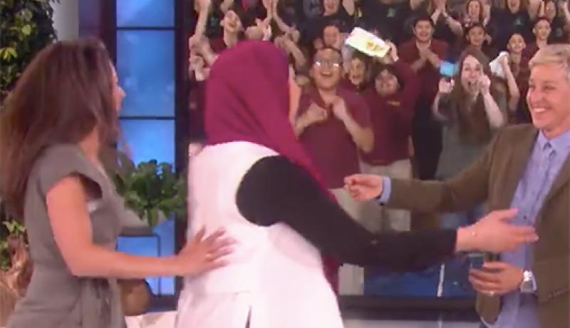 Ellen DeGeneres greets NJCU Grad student 