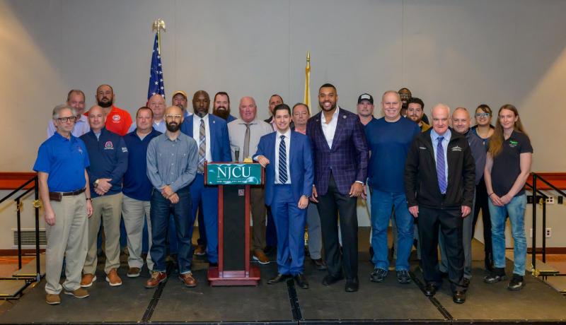 Group Photo at the Trades Job Fair-4634