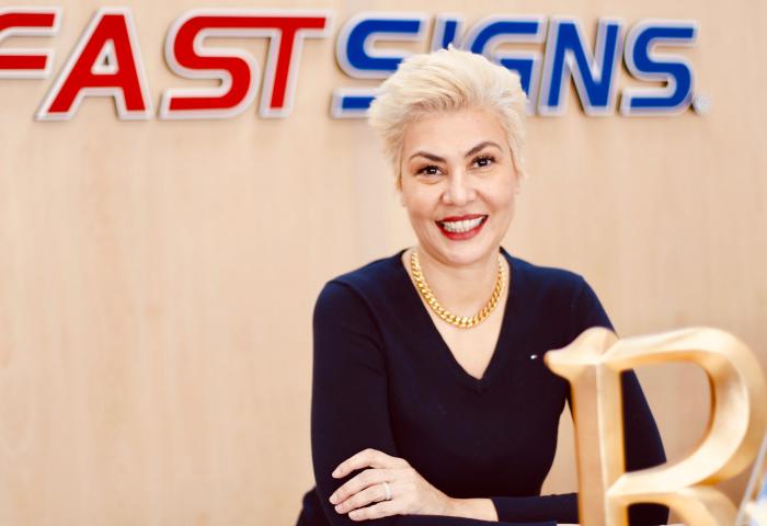 Nikki Taheri, FastSigns 