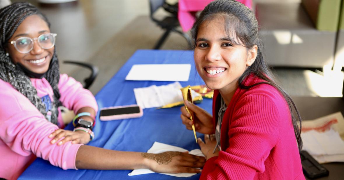 IEW.2021.Henna.Photo.2