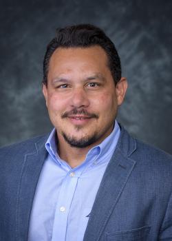 Erik Morales headshot