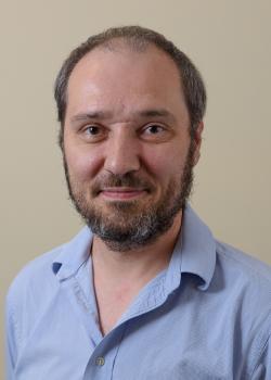 Frederic Mynard headshot