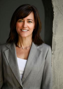 Kathleen Rennie headshot