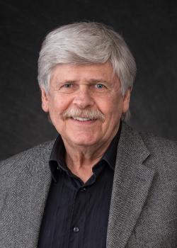 Robert Albrecht headshot