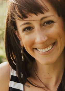 Tara Schwitzman headshot