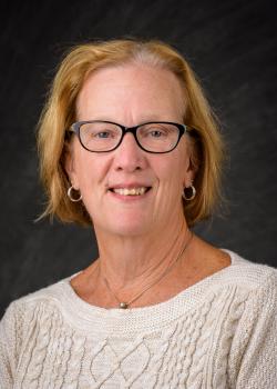 Kathy Mahoney Headshot