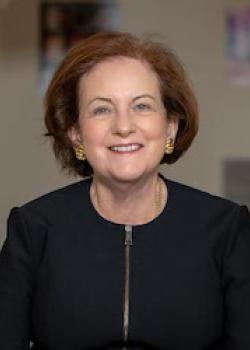 BARBARA HILDNER HEADSHOT