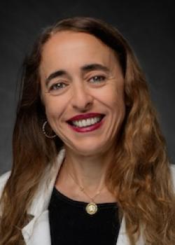 Hanae Haouari headshot