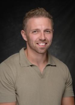 joshua williamson headshot