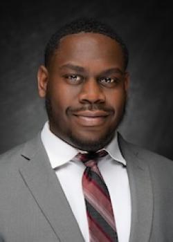 jeramiah lyons headshot