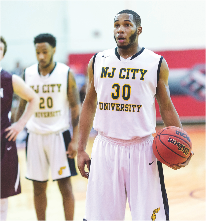 Sam Toney waiting to make a free throw.