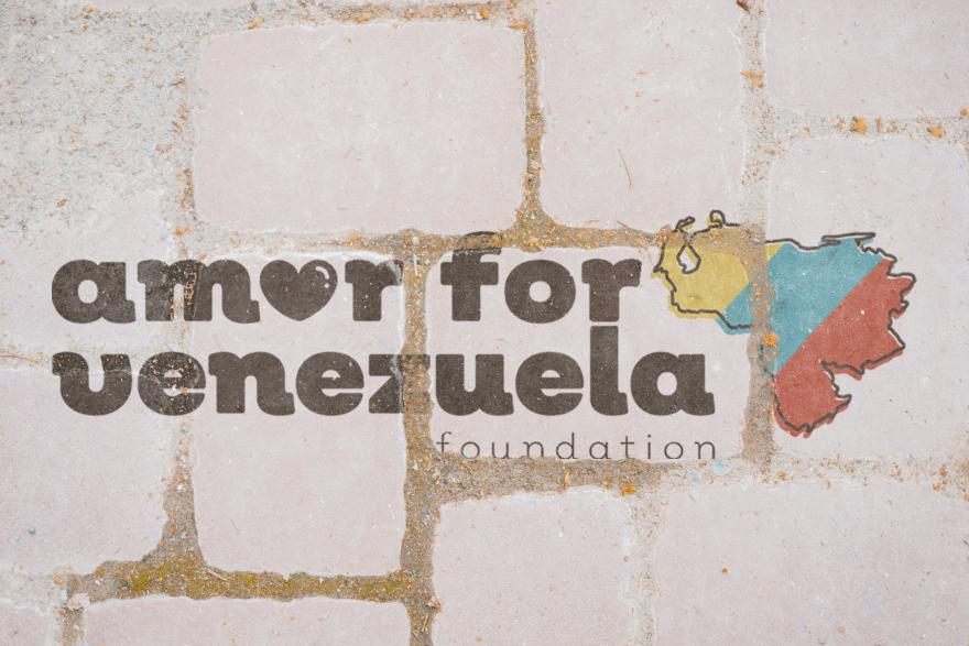 Amor For Venezuela Graffiti Mockup