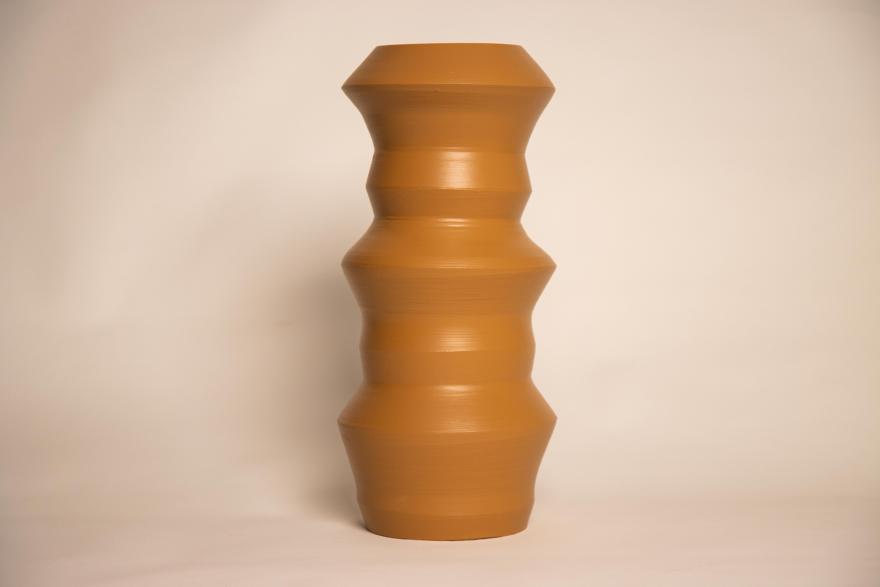 Vase sculpture