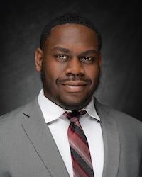 jeramiah lyons headshot