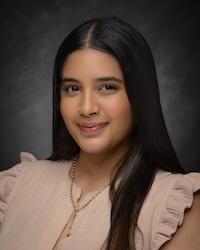 rosaury gomez headshot