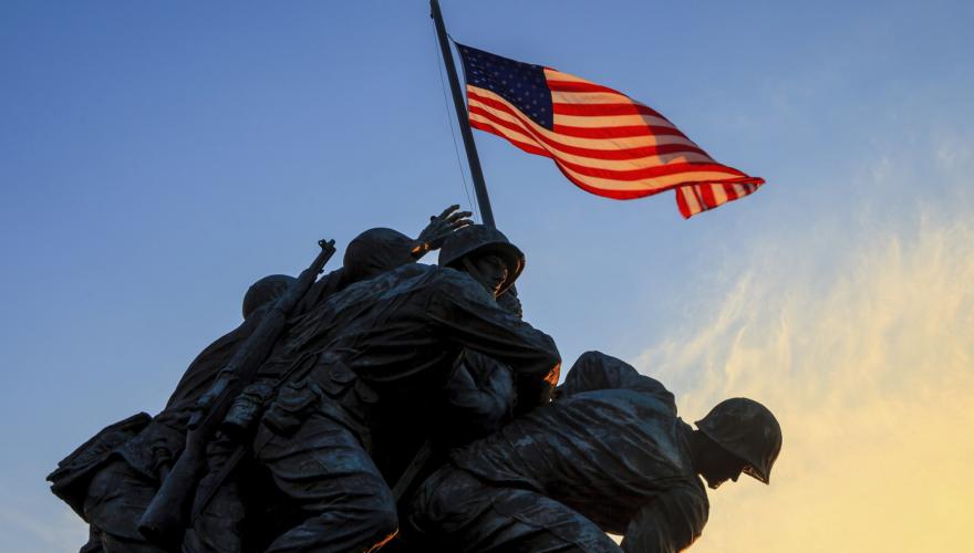 iwo jima flag raising sculpture history american flag
