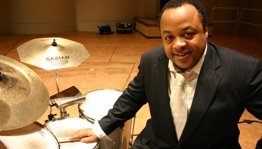 JEFF TAIN WATTS WITH DRUMS