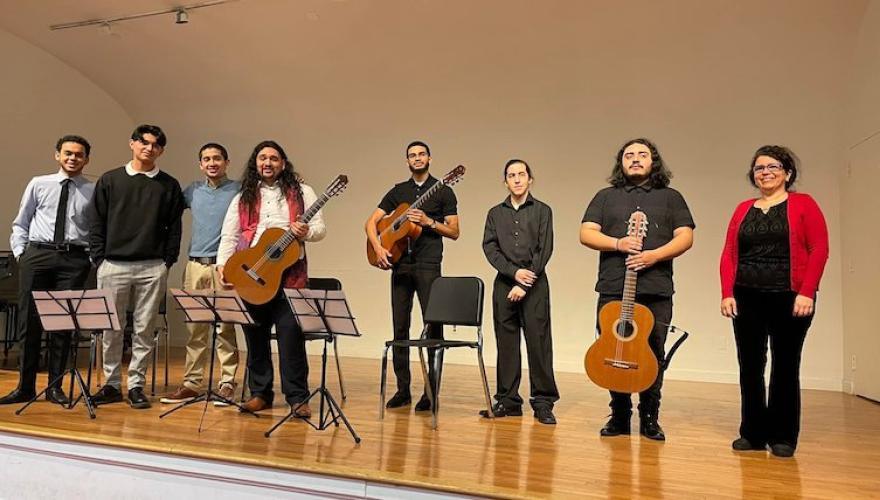 GUITAR CONCERT GROUP ON STAGE