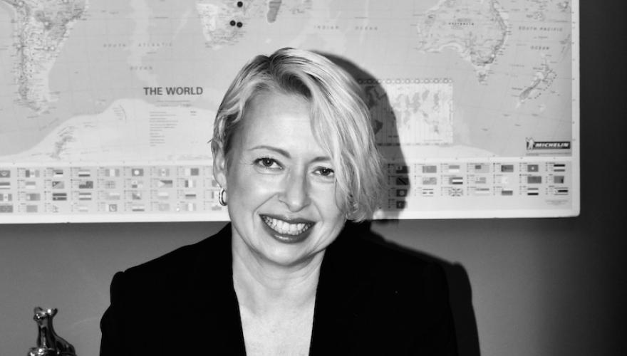 INNA SHAPOVALOV SEATED