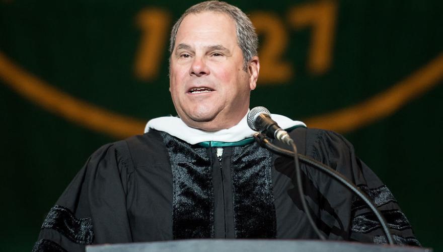 JOSE L LINARES AT PODIUM