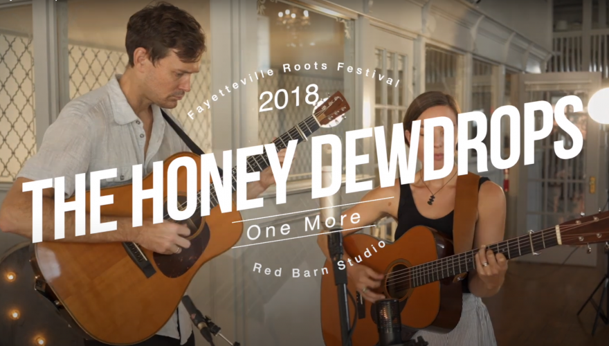 Honey Dewdrops Duo performing