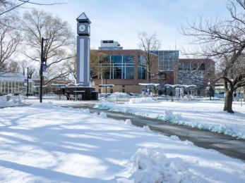 Snowy day on Kean's Union campus