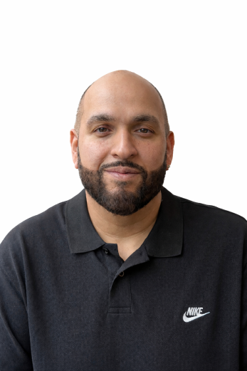 Suraj Kaufman headshot